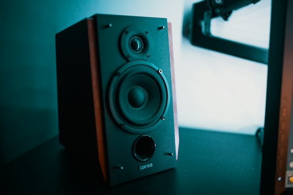 Hi-Fi Oto Ses Sistemi ve Akustik İzolasyon